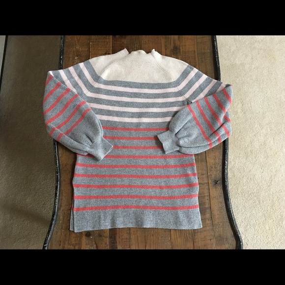 Loft sweater - Picture 3 of 3